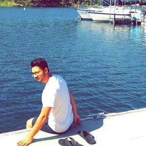 Meet your Posher, Abir